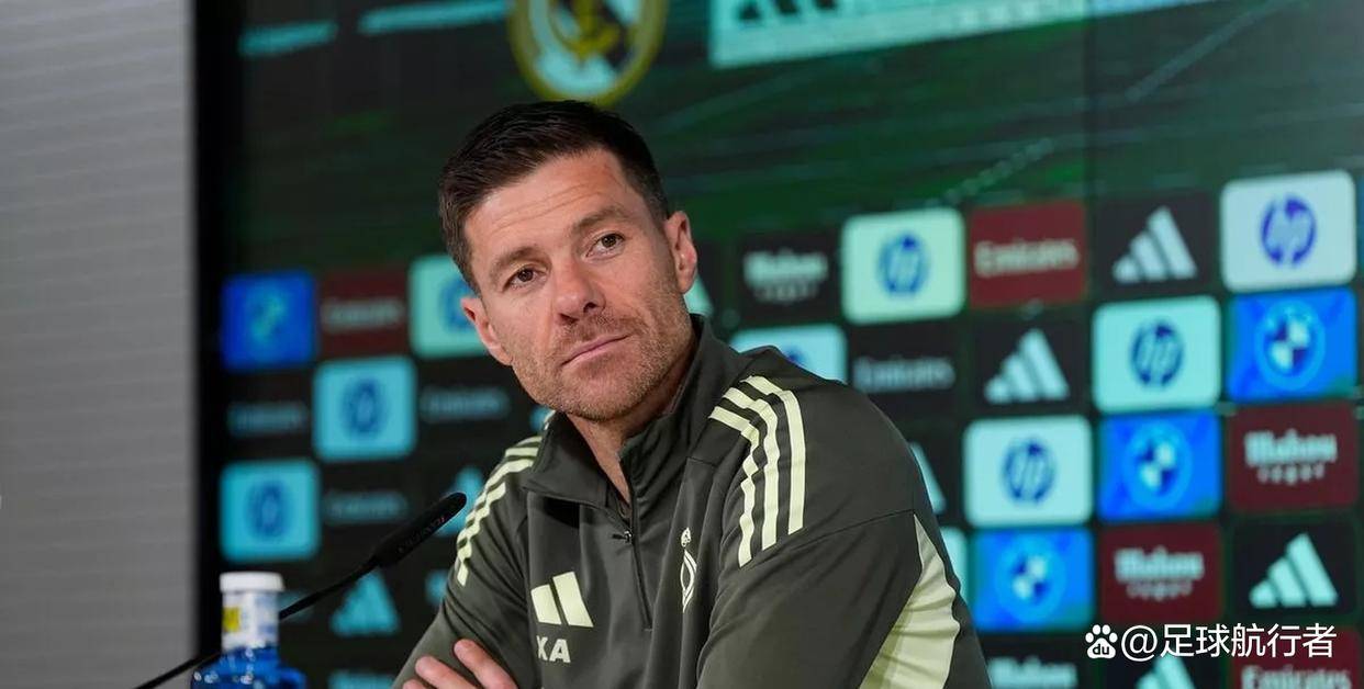 雷竞技入口 -关于清晨社区盾传出新动向，皇家马德里更衣室发声，管理层表态——气氛紧张，高层口径保持一致的信息